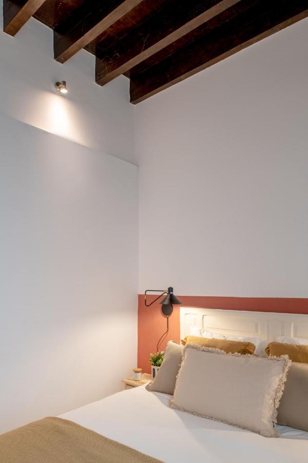 Home2Book Amelia'S Pottery, Triana Σεβίλλη Εξωτερικό φωτογραφία